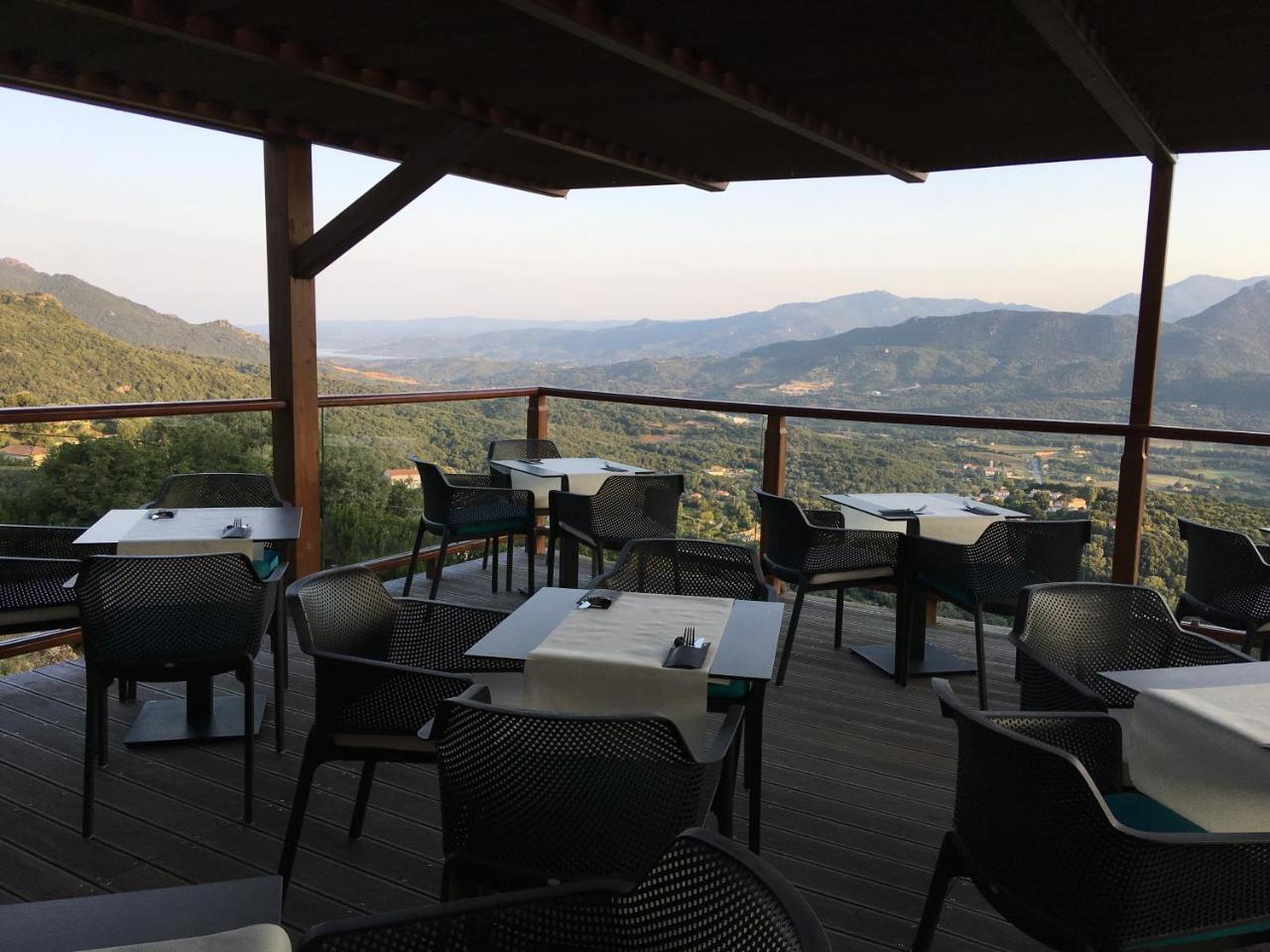 Western San Damianu Hotel 4*